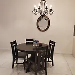 Quill Residence Suites Klcc By Moonlight