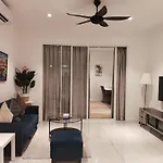 Quill Residence Suites Klcc By Moonlight