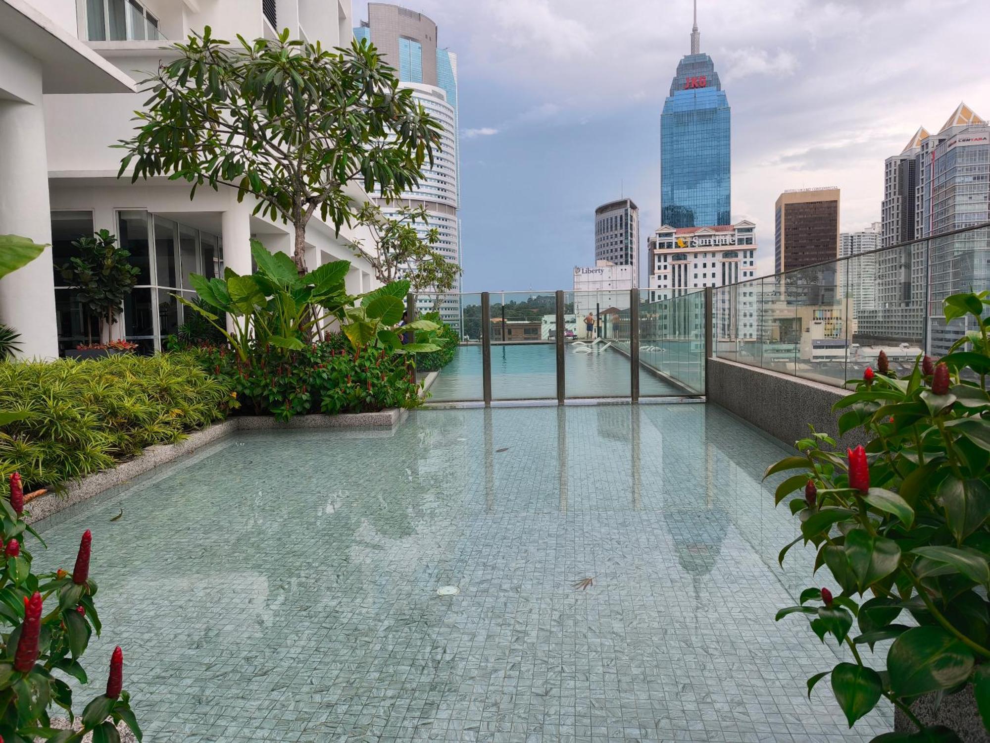 Quill Klcc By Moonlight Pangsapuri *